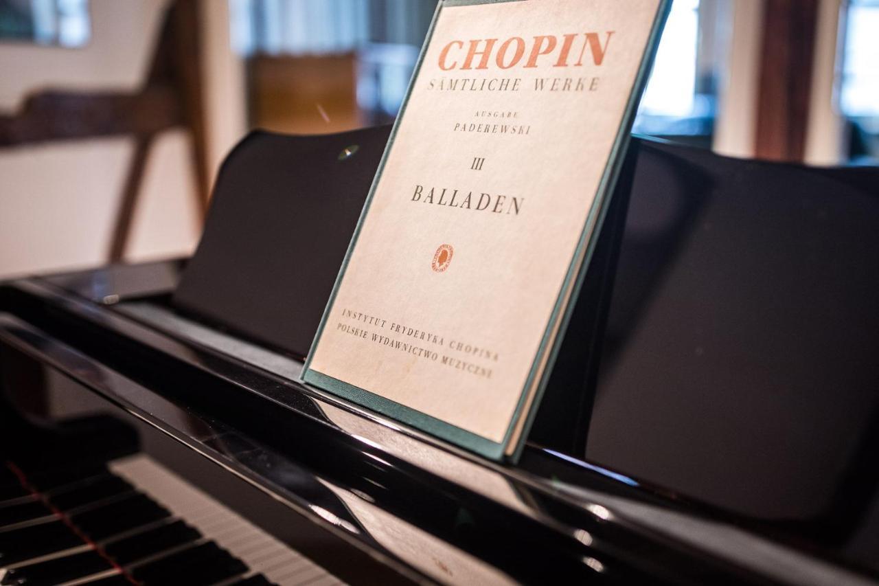 The Grand Piano